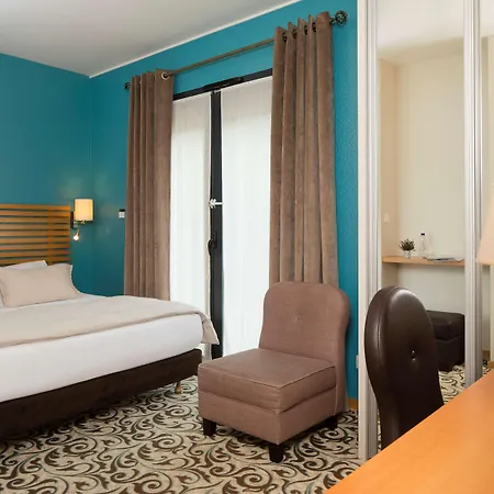 Hotell Western De La Regate-erdre 4*
