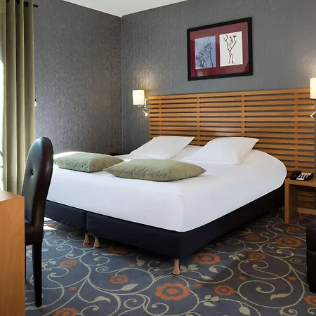 Hotell Western De La Regate-erdre 4*