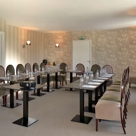 Western De La Regate-erdre Hotell 4*