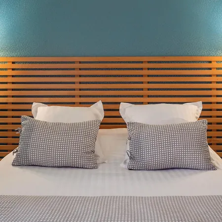 Hotell Western De La Regate-erdre 4*