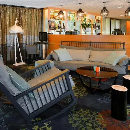 Hotell Western De La Regate-erdre 4*